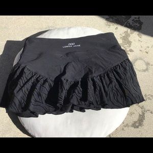 ***SOLD***Lorna Jane Active Black Skirt
